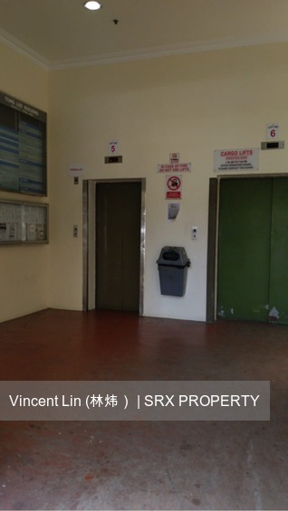 Tong Lee Building (D13), Factory #634604131